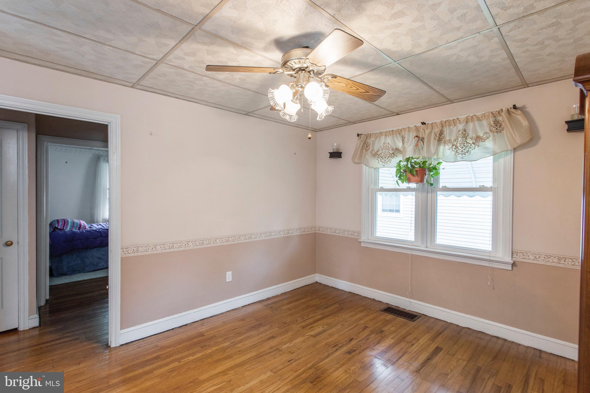 105 Willow Road Wallingford, PA 19086 - Photo 6 of 26 Diningroom