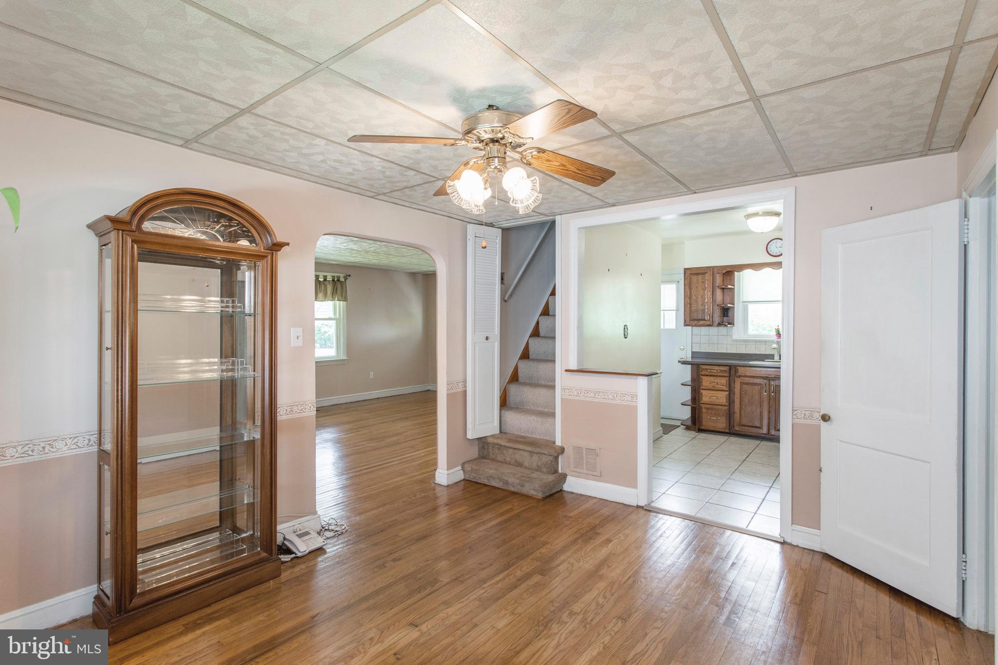 105 Willow Road Wallingford, PA 19086 - Photo 8 of 26 Diningroom