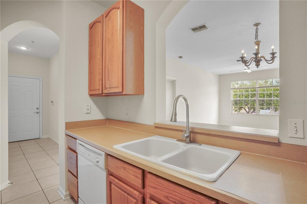 586 Brantley Terrace Way, Unit 306 Altamonte Springs, FL 32714 - Photo 16 of 36