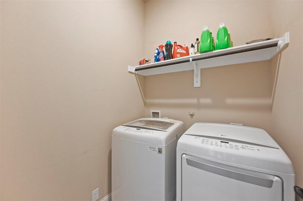 5018 Ridgeview Lane Midlothian, TX 76065 - Photo 25 of 28 Laundry room Down
