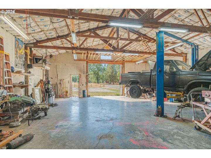 115 East Fork Road Williams, OR 97544 - Photo 9 of 10