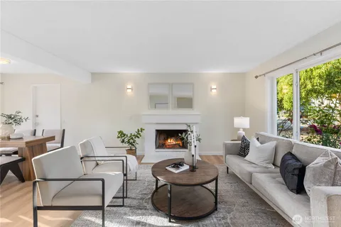 $675,000 | 14009 145th Avenue Southeast, Renton, WA 98059