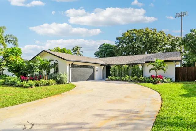 $4,500 | 1009 Alamanda Drive, North Palm Beach, FL 33408