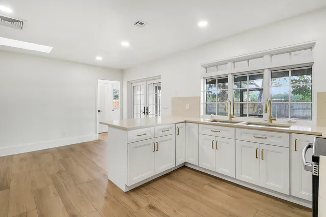 $4,500 | 1009 Alamanda Drive, North Palm Beach, FL 33408