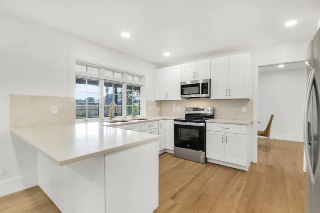 $4,500 | 1009 Alamanda Drive, North Palm Beach, FL 33408