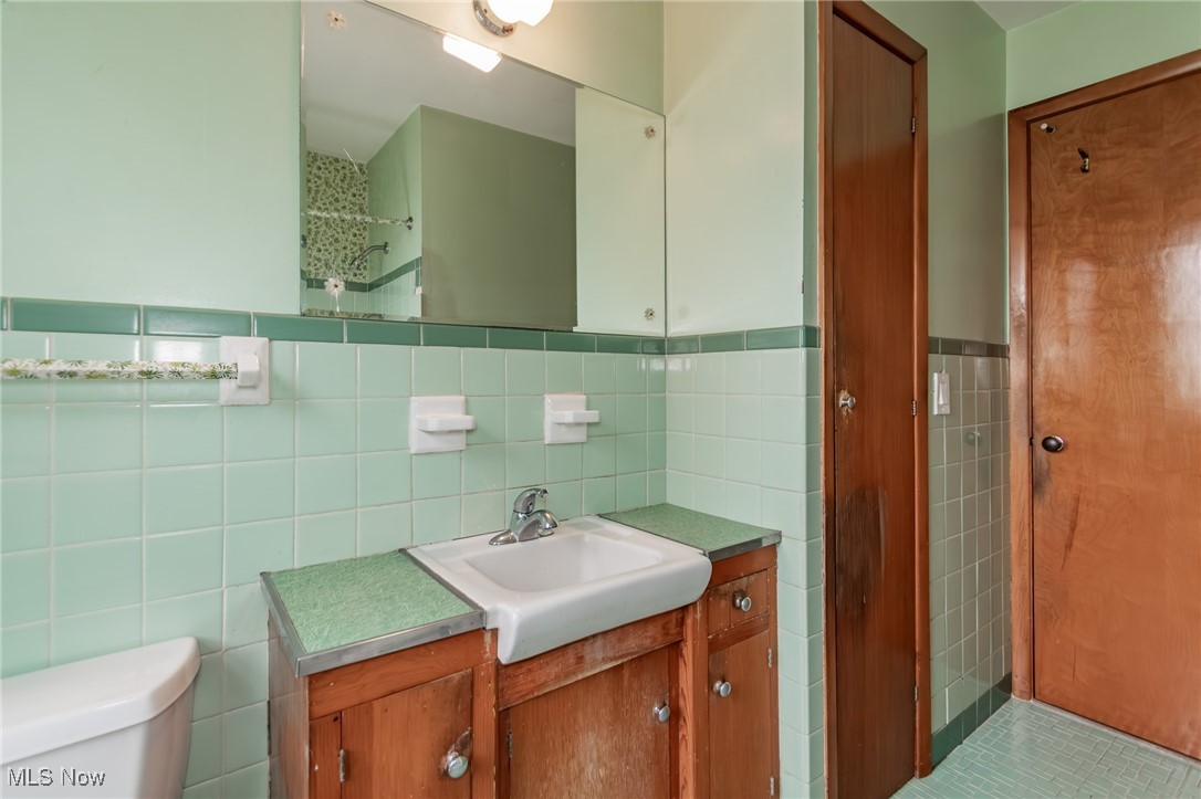 5189 Longton Road Lyndhurst, OH 44124 - Photo 17 of 21 Gallery Image 17