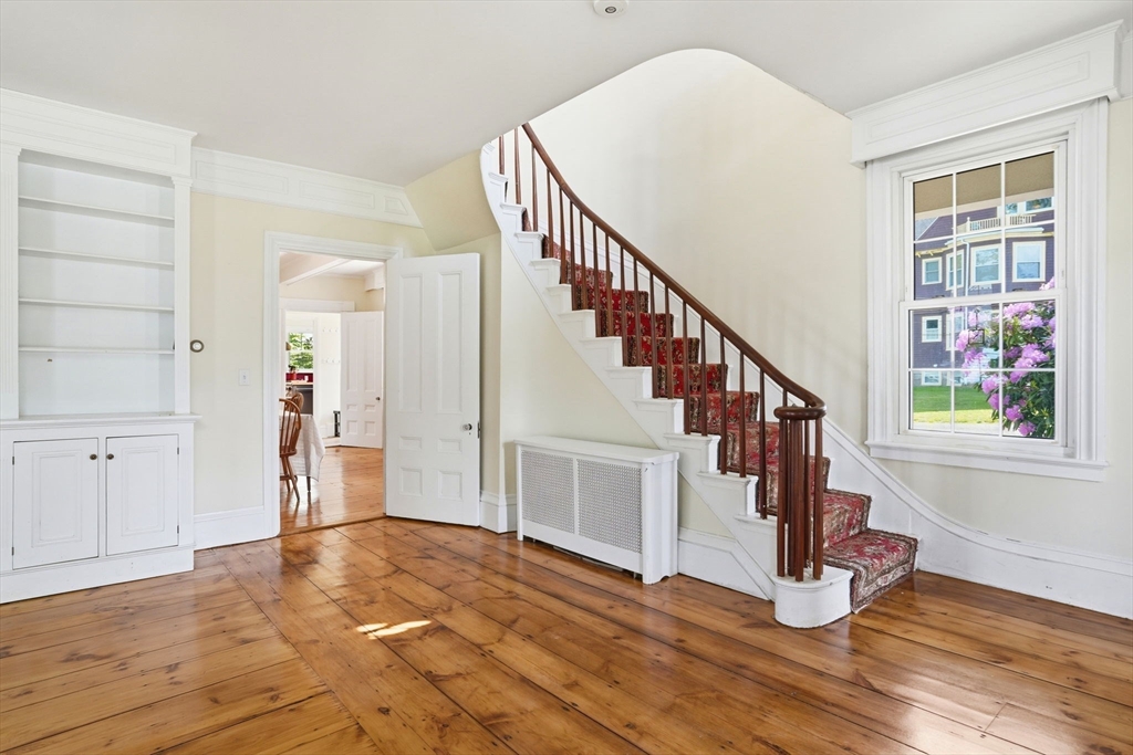 100 South Main Street Middleboro, MA 02346 - Photo 4 of 41