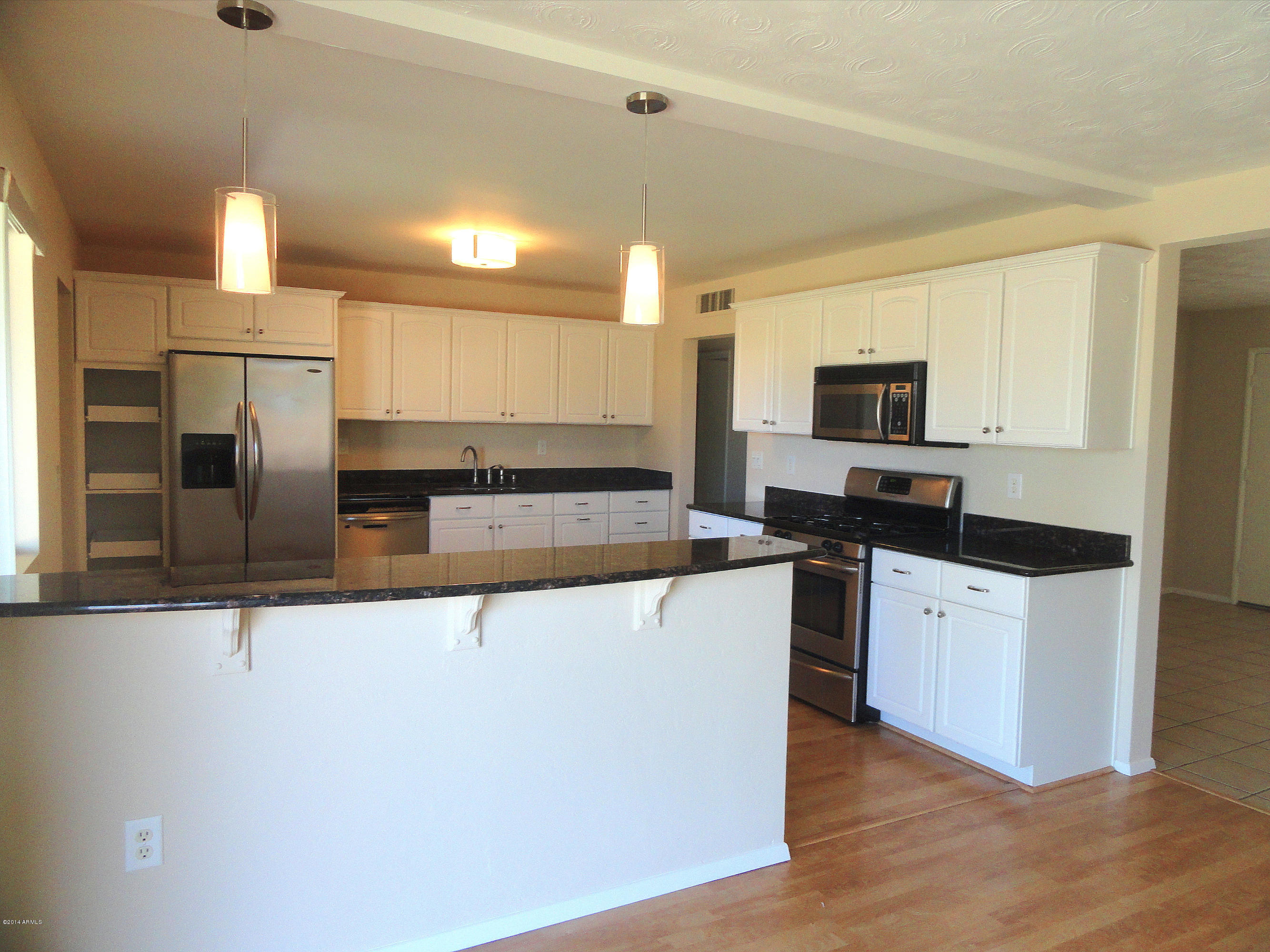 1117 West Elna Rae Street Tempe, AZ 85281 - Photo 5 of 11 DSC03493