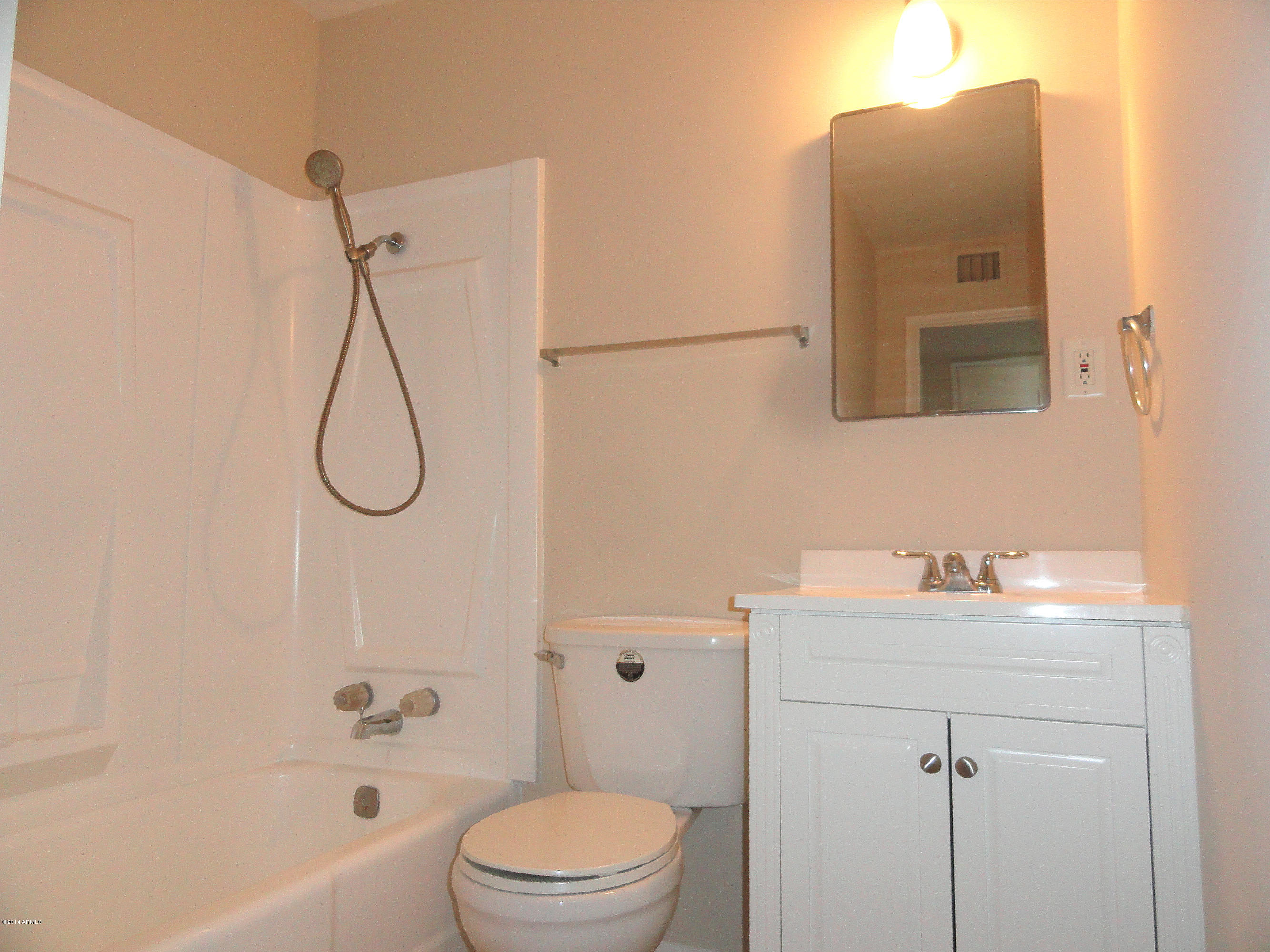 1117 West Elna Rae Street Tempe, AZ 85281 - Photo 9 of 11 DSC03502