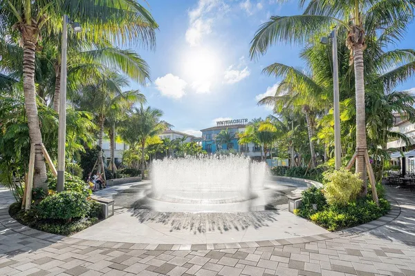 $5,000 | 550 Okeechobee Boulevard, Unit 1809, West Palm Beach, FL 33401