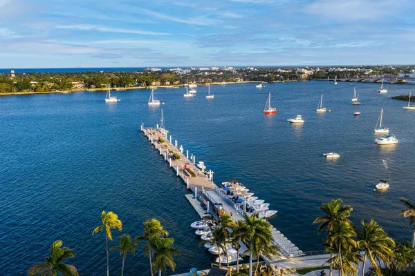 $5,000 | 550 Okeechobee Boulevard, Unit 1809, West Palm Beach, FL 33401