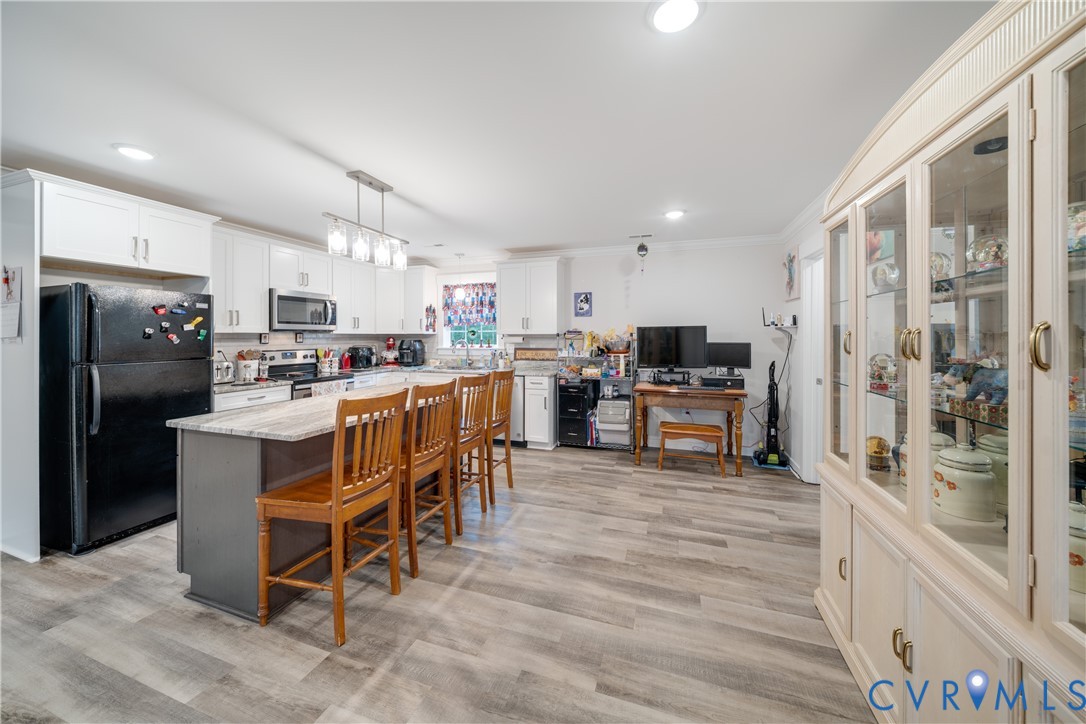 1124 Cheaneys Bridge Road Dunnsville, VA 22454 - Photo 6 of 15