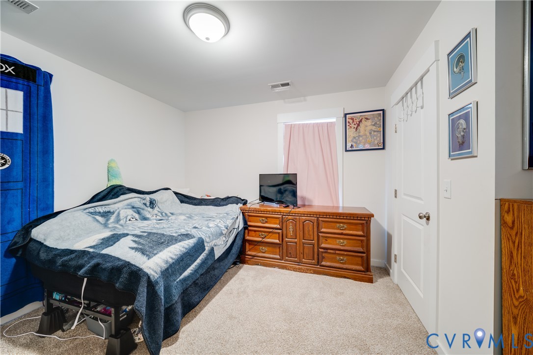 1124 Cheaneys Bridge Road Dunnsville, VA 22454 - Photo 10 of 15