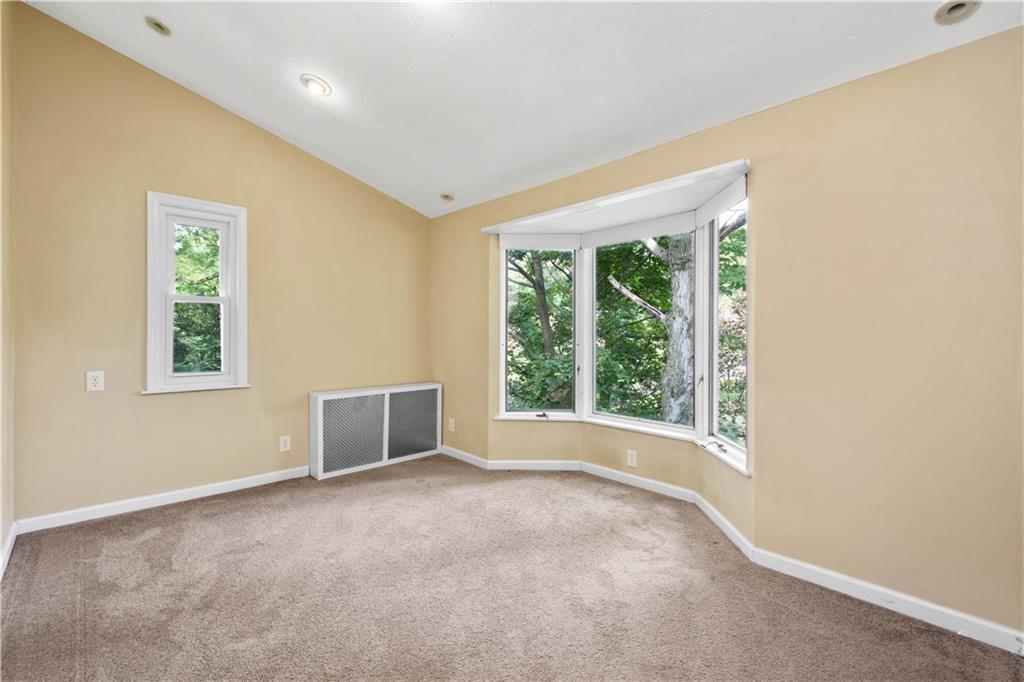 126 Spring Grove Road Pittsburgh, PA 15235 - Photo 20 of 25 Gallery Image 20