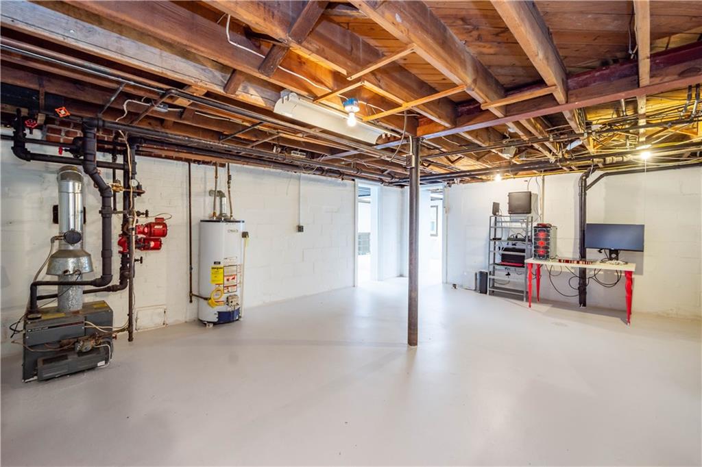 126 Spring Grove Road Pittsburgh, PA 15235 - Photo 21 of 25 Gallery Image 21
