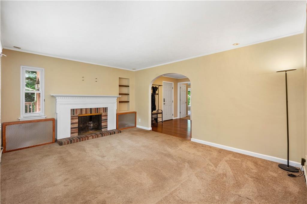 126 Spring Grove Road Pittsburgh, PA 15235 - Photo 4 of 25 Gallery Image 4