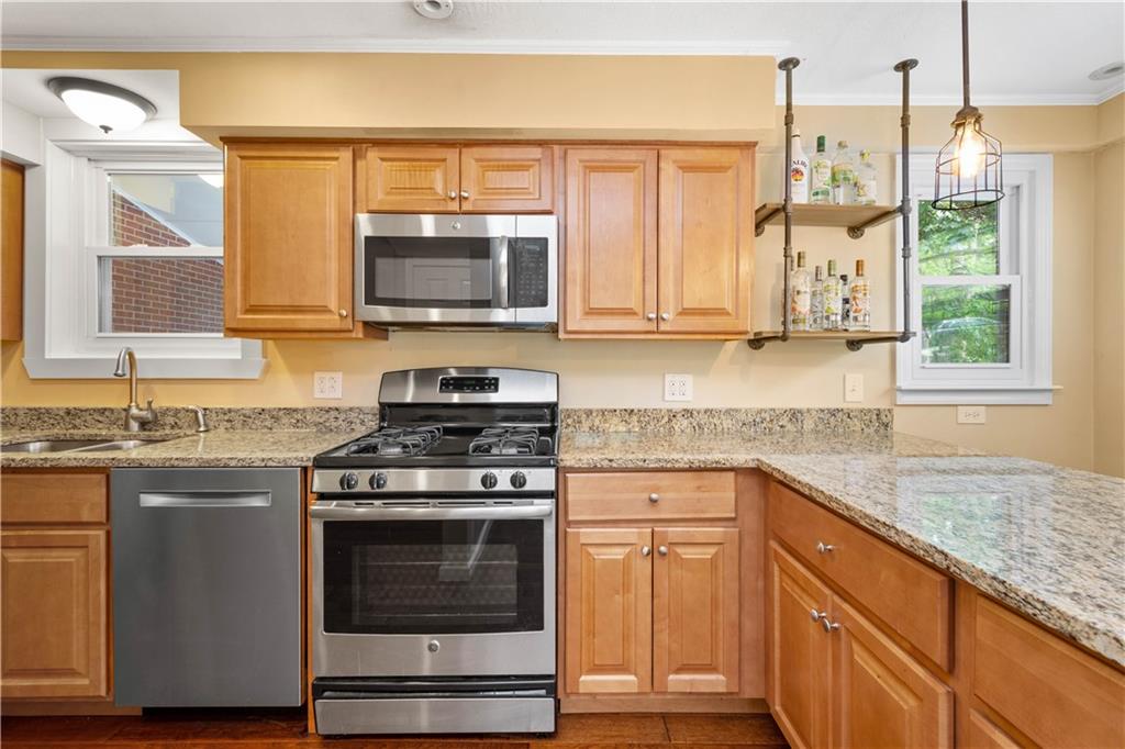 126 Spring Grove Road Pittsburgh, PA 15235 - Photo 7 of 25 Gallery Image 7