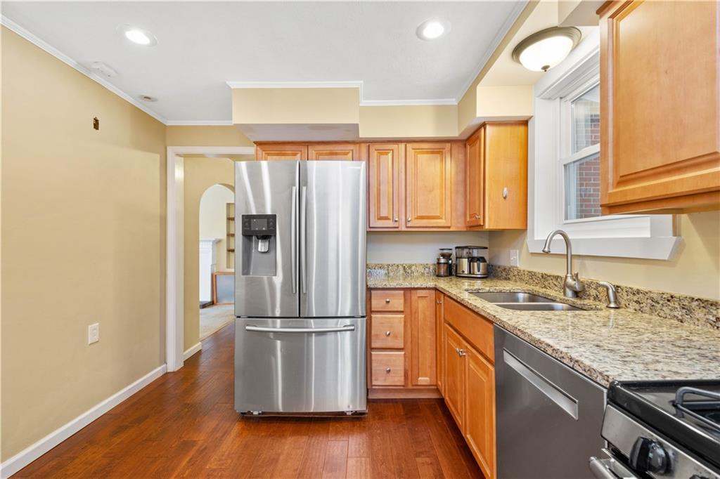 126 Spring Grove Road Pittsburgh, PA 15235 - Photo 8 of 25 Gallery Image 8