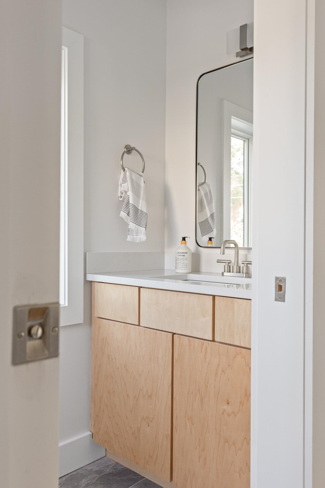 41 Adams Street Burlington, VT 05401 - Photo 25 of 59