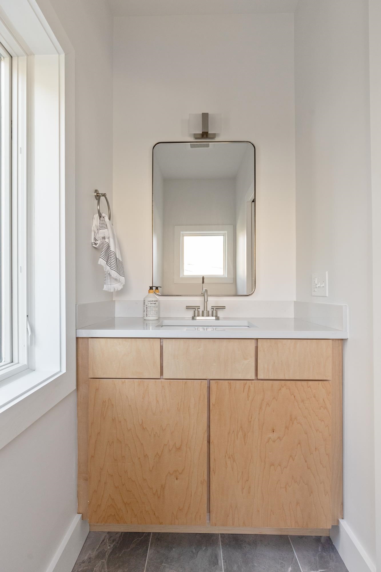 41 Adams Street Burlington, VT 05401 - Photo 26 of 59