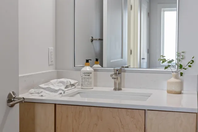 $675,000 | 41 Adams Street, Burlington, VT 05401