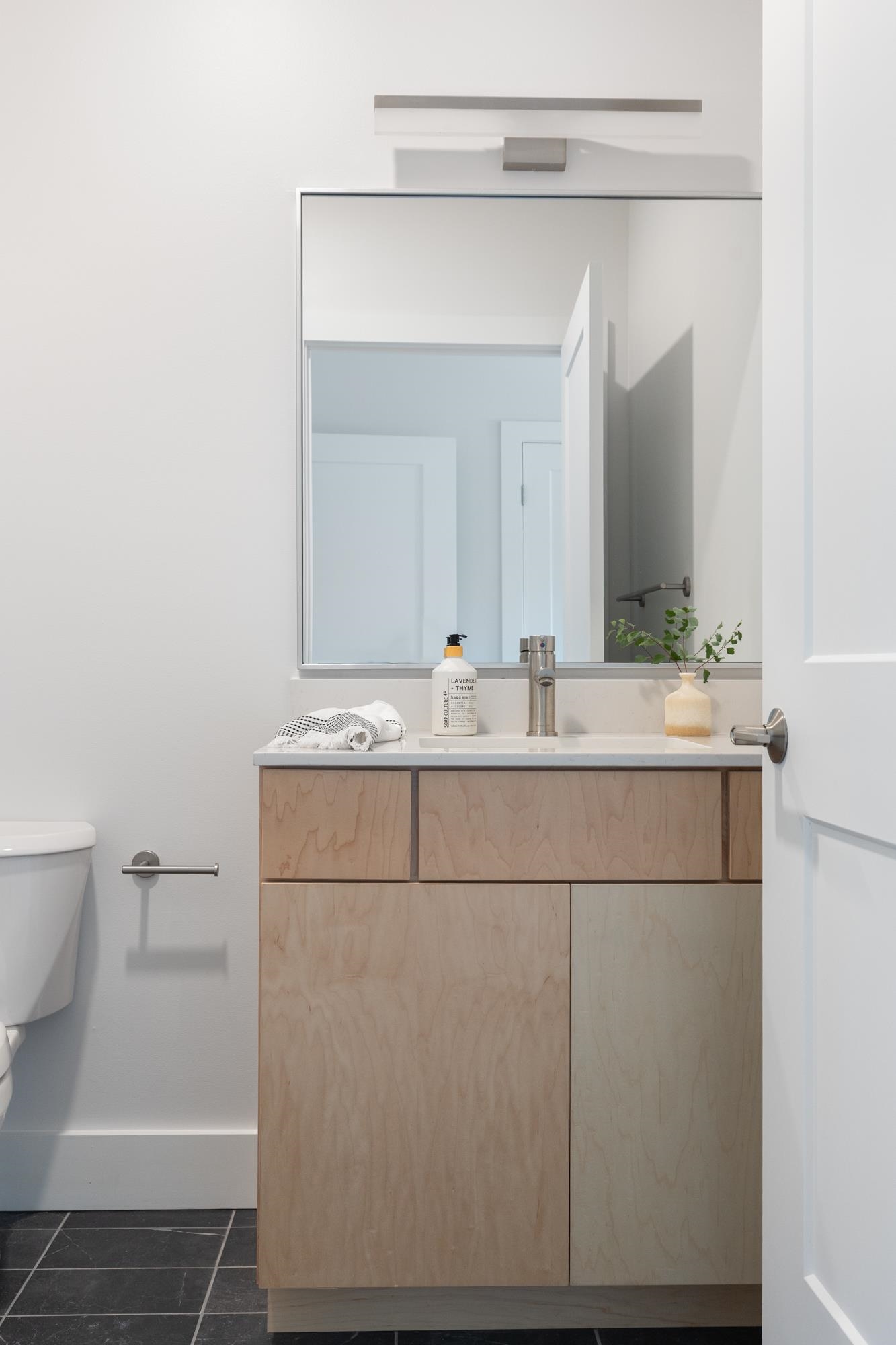 41 Adams Street Burlington, VT 05401 - Photo 49 of 59