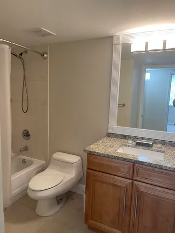 $2,500 | 1743 Village Boulevard, Unit 107, West Palm Beach, FL 33409