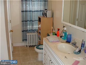 430 Locust Street Reading, PA 19604 - Photo 9 of 11 Gallery Image 9