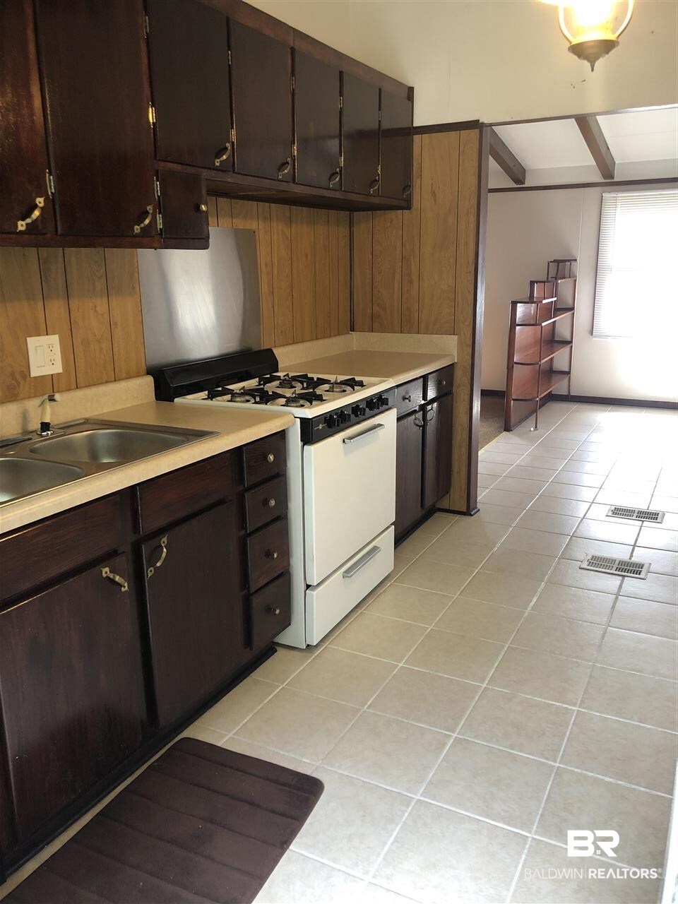 4054 Pringle Drive Mobile, AL 36618 - Photo 2 of 12