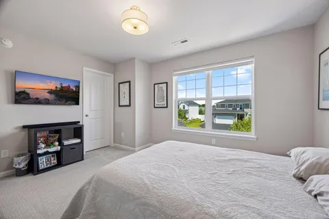 $825,000 | 4941 Obsidian Way, Victoria, MN 55386