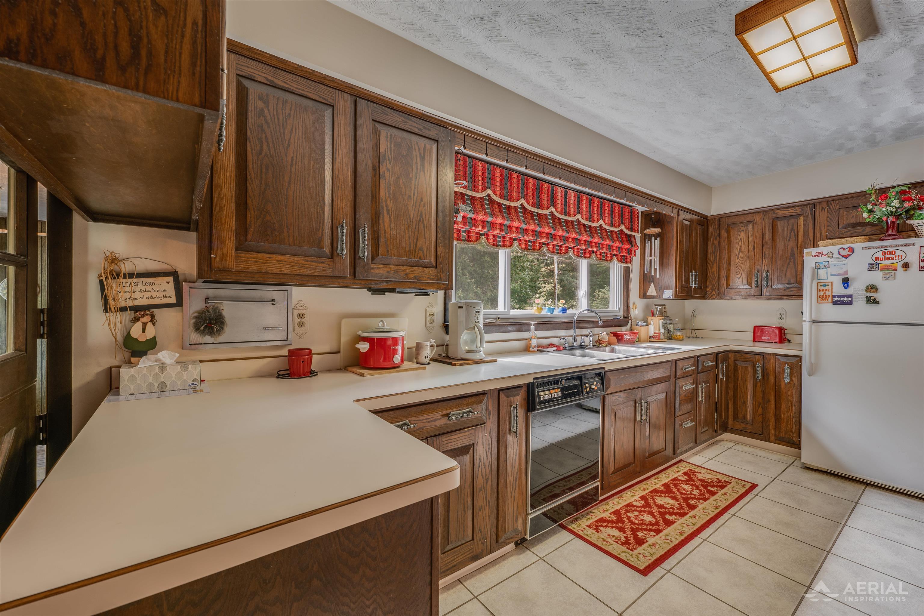 2689 Husak Road Standish, MI 48658 - Photo 9 of 53 1950673-3a20260f-1fca-4700-8e08-f5418c7ccf63.JPG