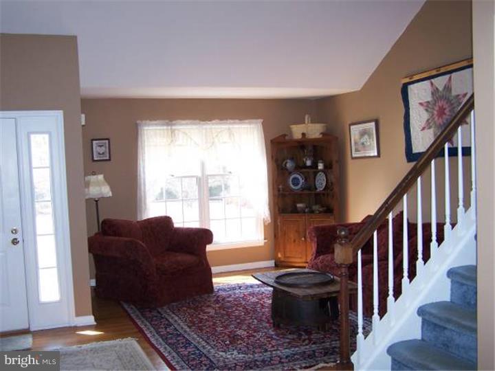 113 Gottier Way Downingtown, PA 19335 - Photo 3 of 21 Gallery Image 3