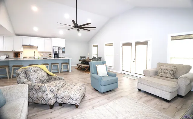 $649,000 | 3150 Highway 1, Grand Isle, LA 70358