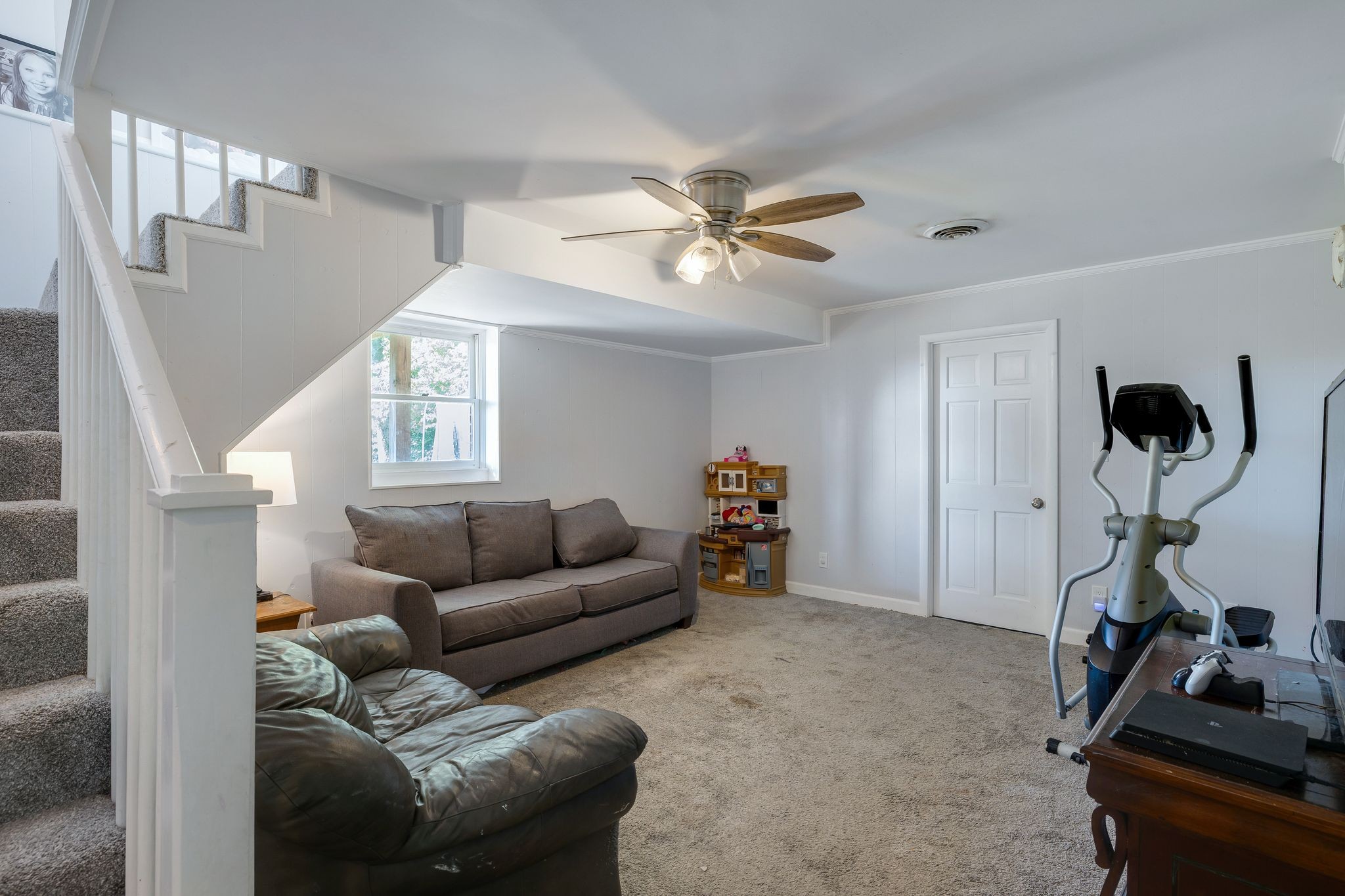 4165 Clovercroft Road Franklin, TN 37067 - Photo 17 of 27 a living room with furniture and a window
