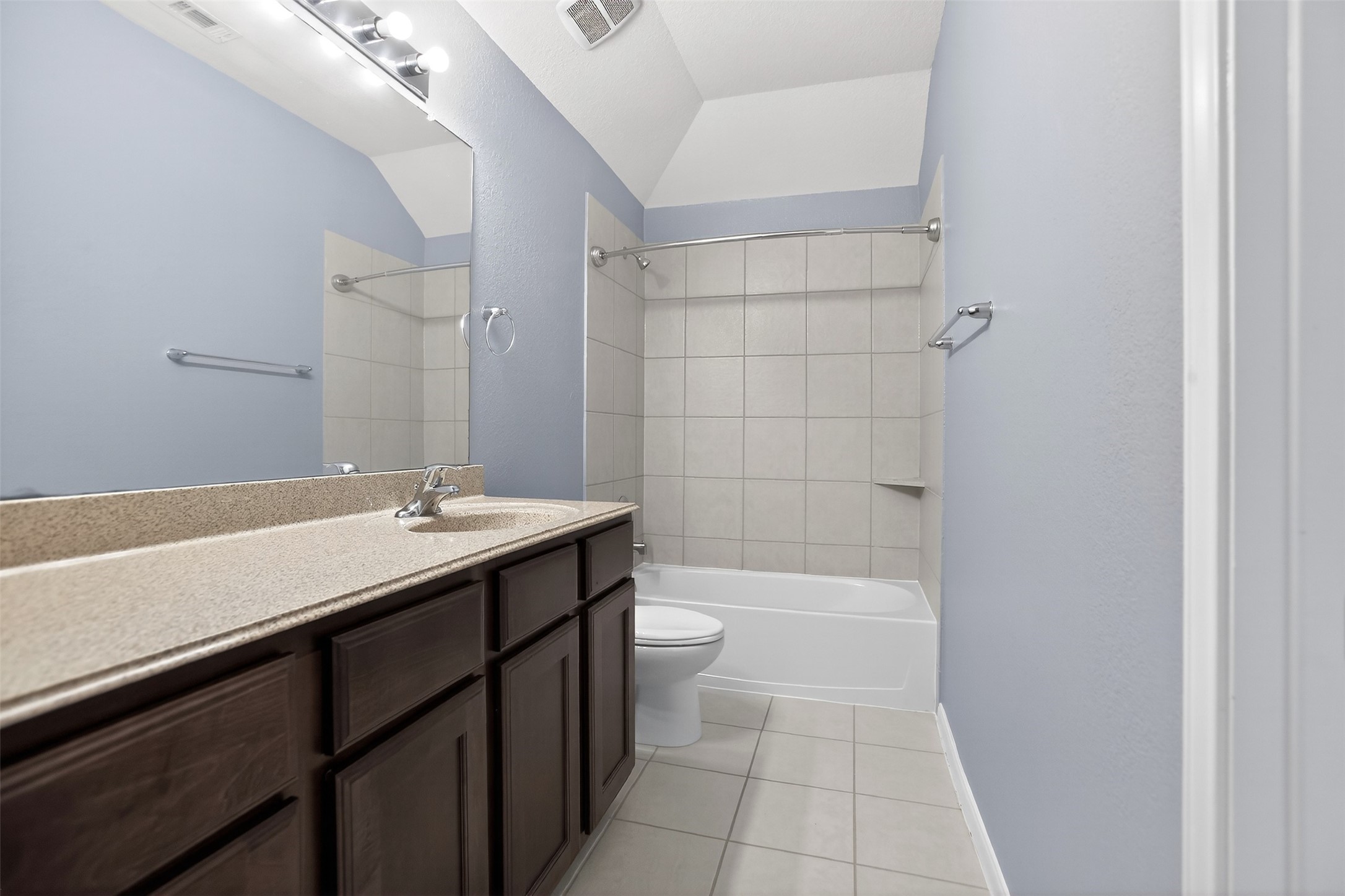 25315 Terrain Park Drive Spring, TX 77373 - Photo 30 of 47 Bath 3 upstairs