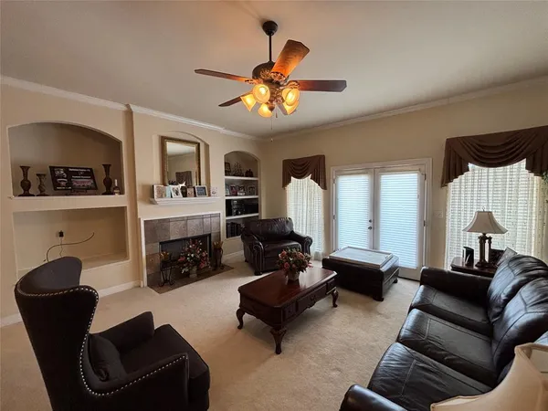 $2,000 | 215 Avondale Lane, Bossier City, LA 71112