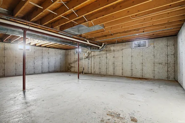 $485,000 | 60952 County Road 113, Elkhart, IN 46517