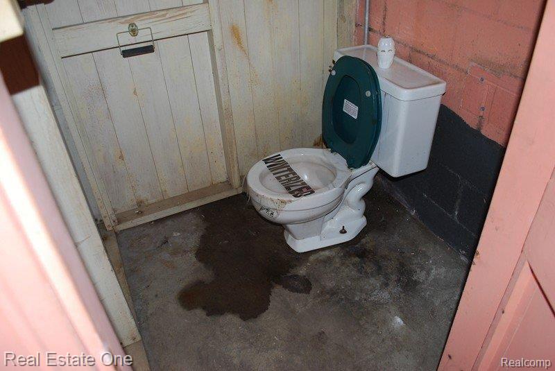 3903 Devonshire Road Detroit, MI 48224 - Photo 25 of 25 Basement Lav