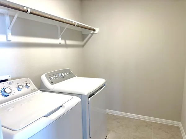 $2,600 | 131 Rita Blanca Bend, Bastrop, TX 78602