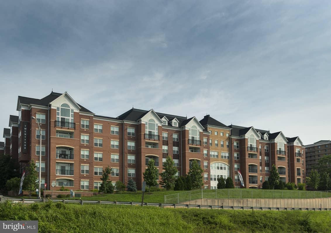 2400 24th Road South, Unit 1BR/1BA Arlington, VA 22206 - Photo 22 of 24 Exterior (Front)