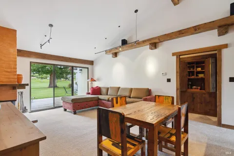 $999,950 | 87 Fairways Drive, Napa, CA 94558