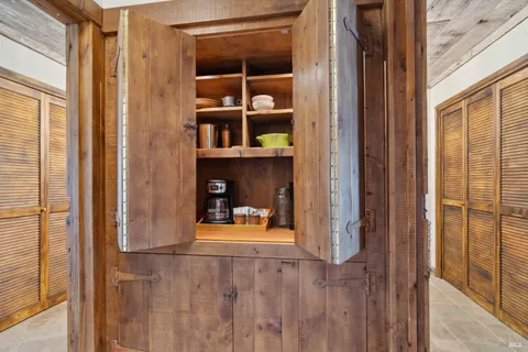 $999,950 | 87 Fairways Drive, Napa, CA 94558