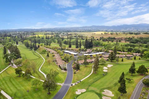 $999,950 | 87 Fairways Drive, Napa, CA 94558