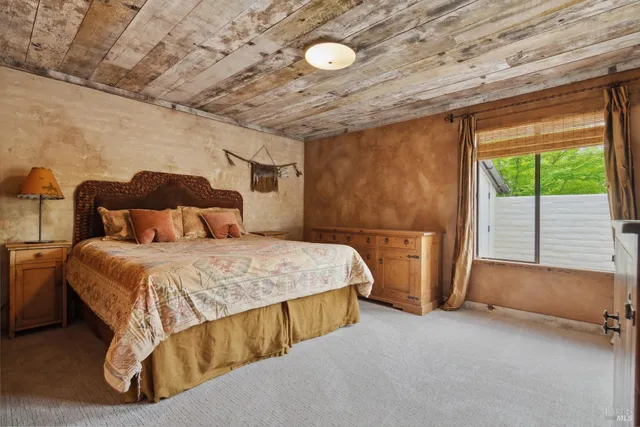 $999,950 | 87 Fairways Drive, Napa, CA 94558