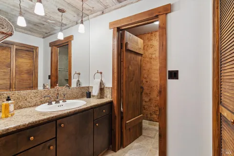 $999,950 | 87 Fairways Drive, Napa, CA 94558