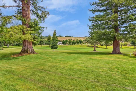 $999,950 | 87 Fairways Drive, Napa, CA 94558