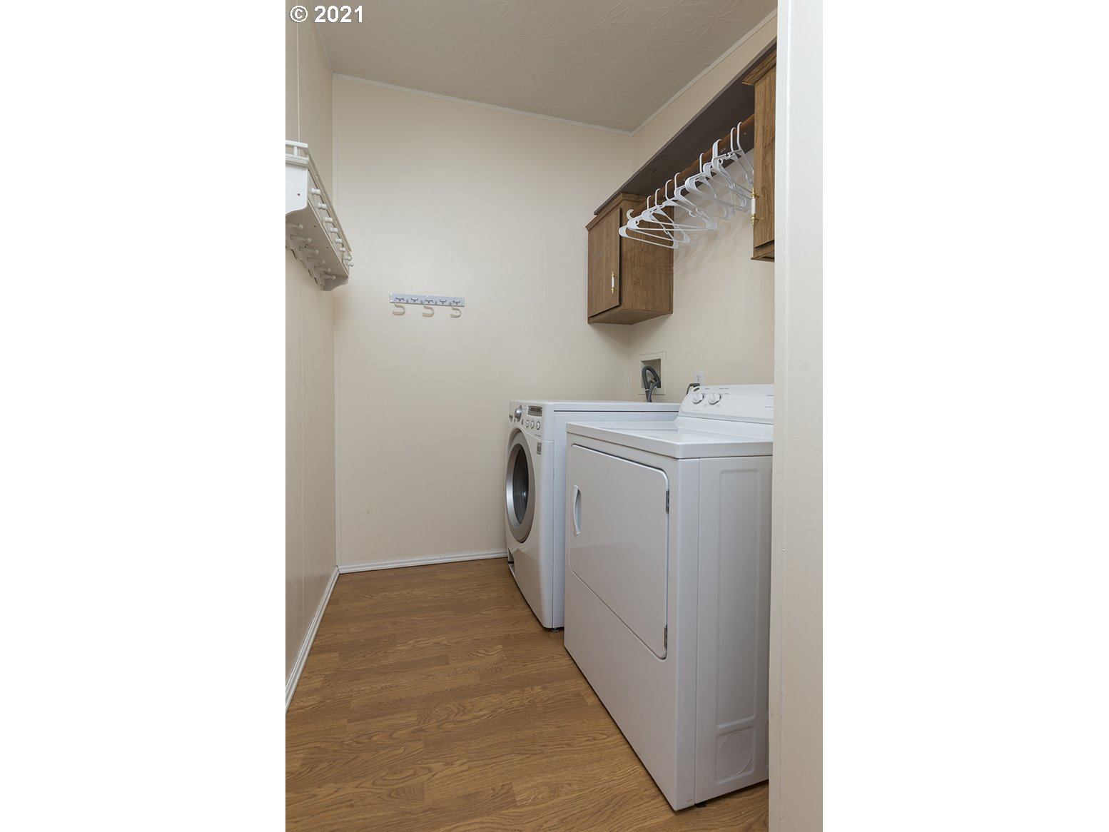 3232 8th Street Lebanon, OR 97355 - Photo 11 of 17 Gallery Image 11