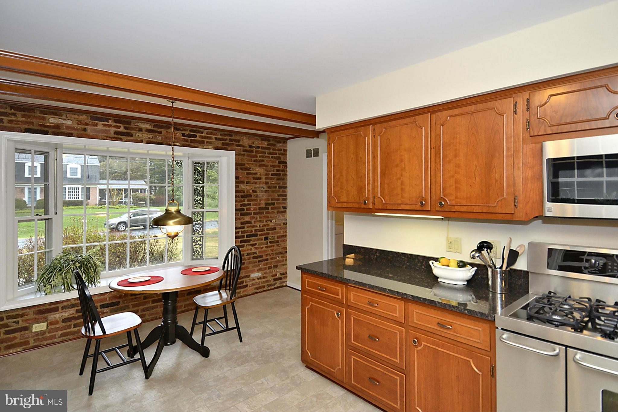 14408 Sandy Ridge Road Silver Spring, MD 20904 - Photo 4 of 23 Kitchen
