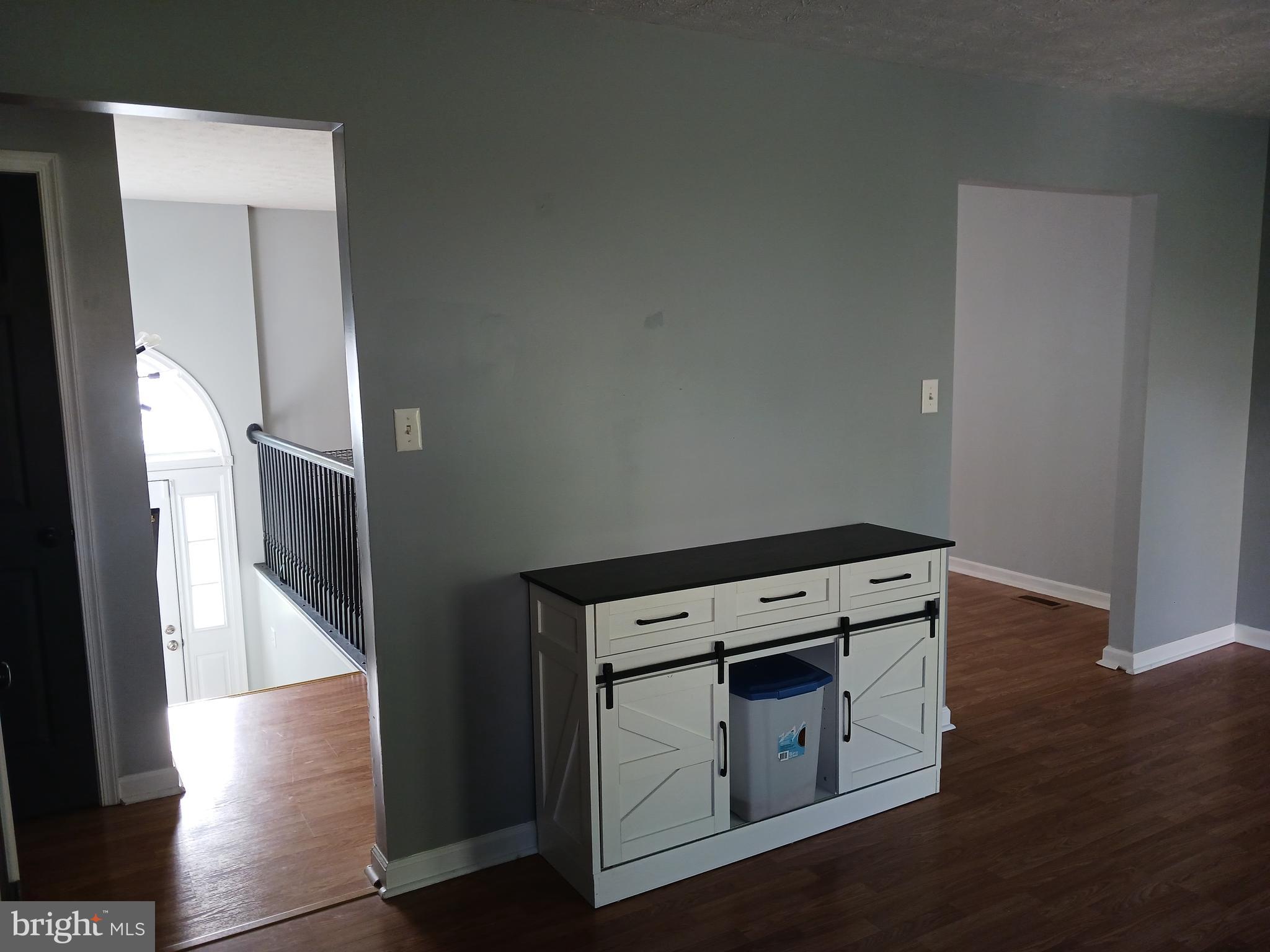133 Woodrow Road Winchester, VA 22602 - Photo 4 of 42 Kitchen