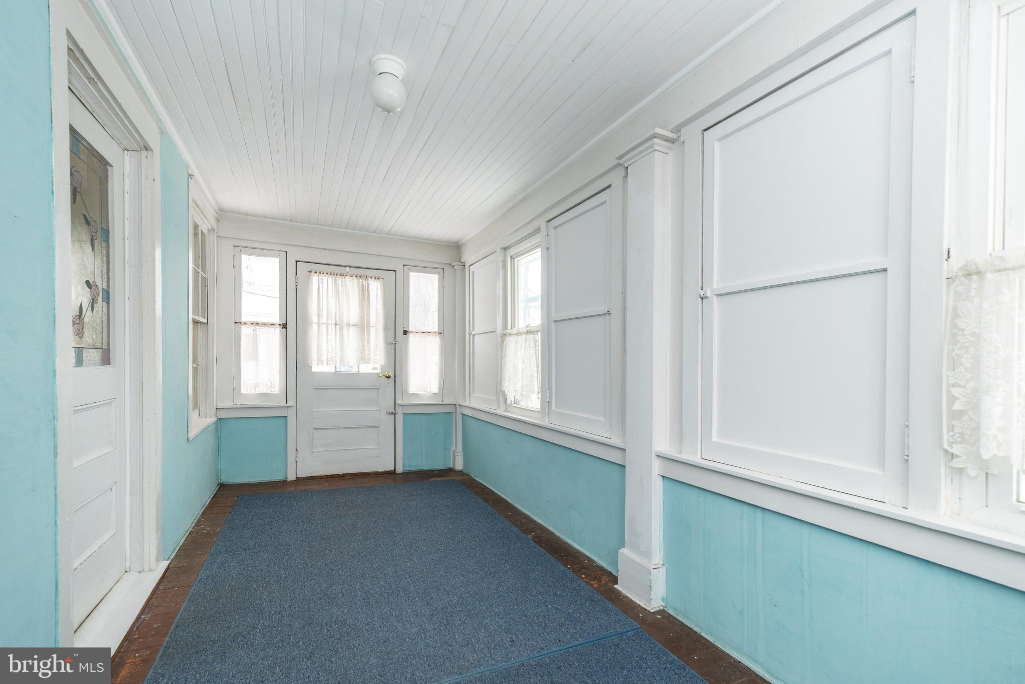 2002 Edgely Road Levittown, PA 19057 - Photo 18 of 25 a room with window